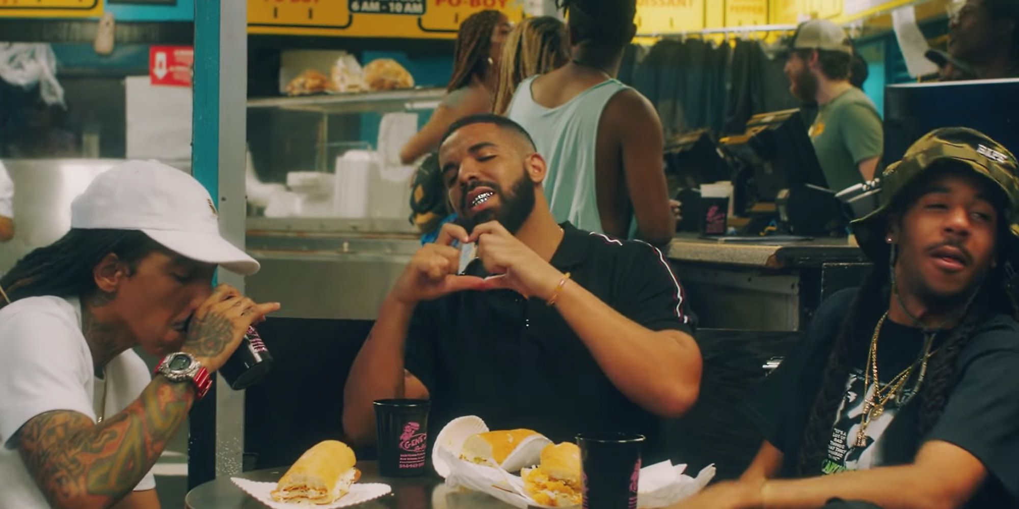 Drake Rilis Video Klip bersama Orang yang Populerkan #InMyFeelings Challenge